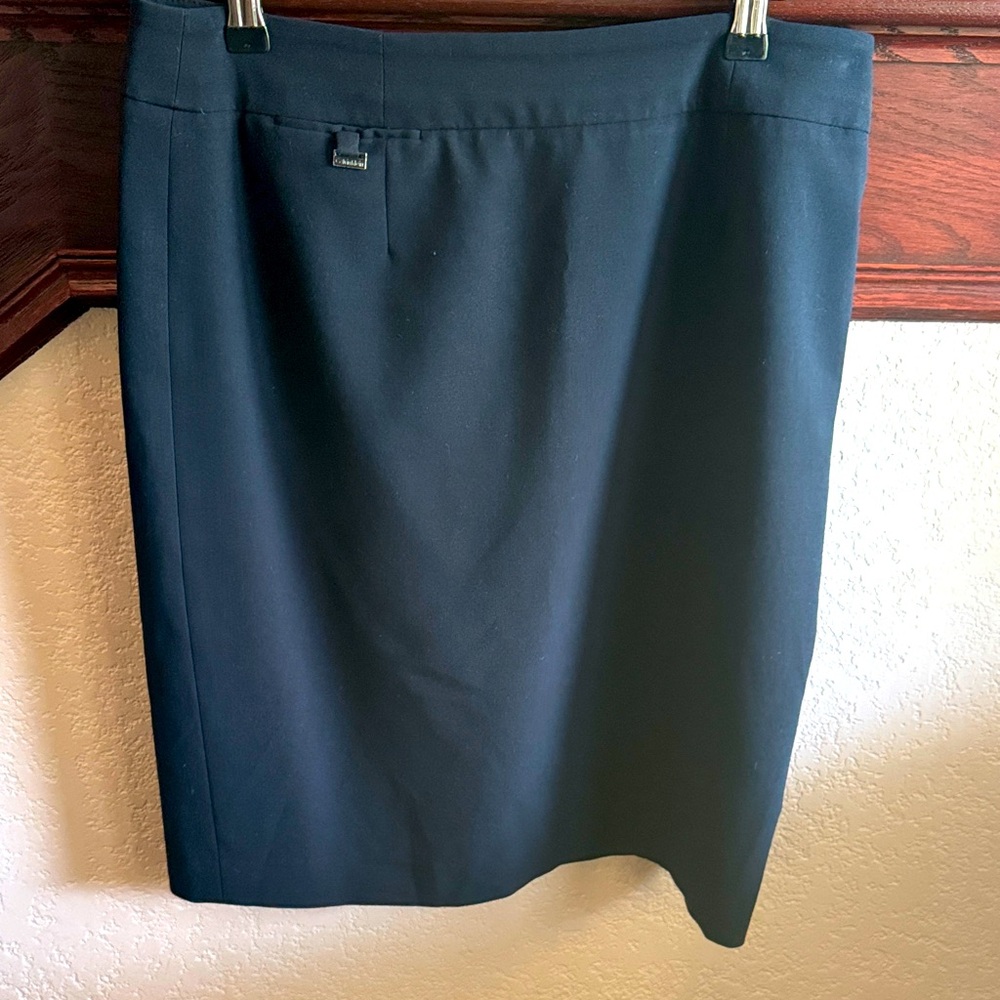Calvin Klein Size 10 Elegant Sophisticated Dark Navy Blue MIDI Pencil Skirt